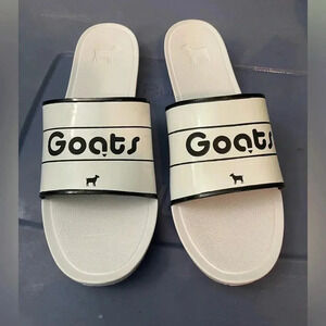 GOATS women’s size 8 The Slide white/Black Logo Slide Sandals